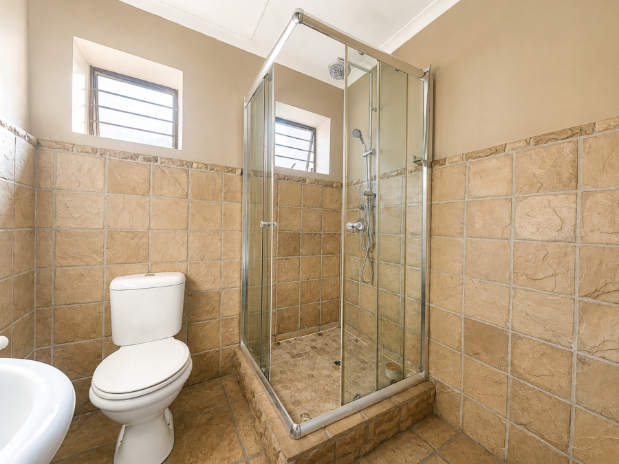3 Bedroom Property for Sale in Waterval East North West